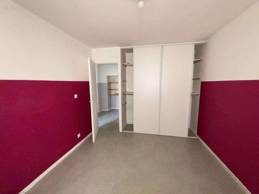 Appartement à ROQUEVAIRE