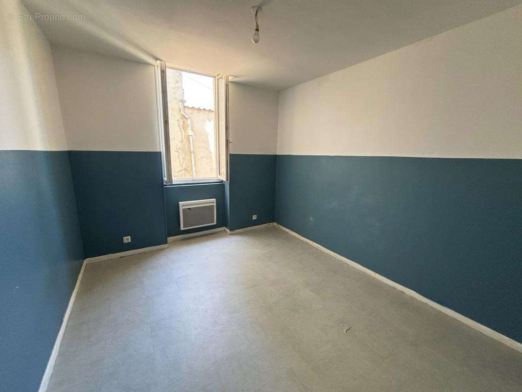 Appartement à ROQUEVAIRE