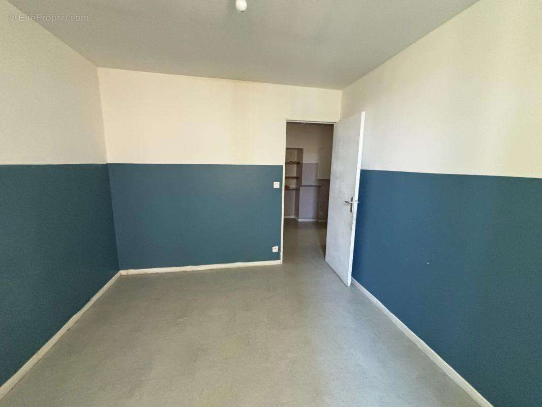 Appartement à ROQUEVAIRE