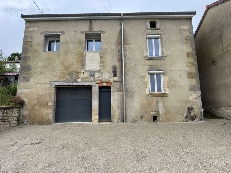 Maison à COUSANCES-LES-FORGES