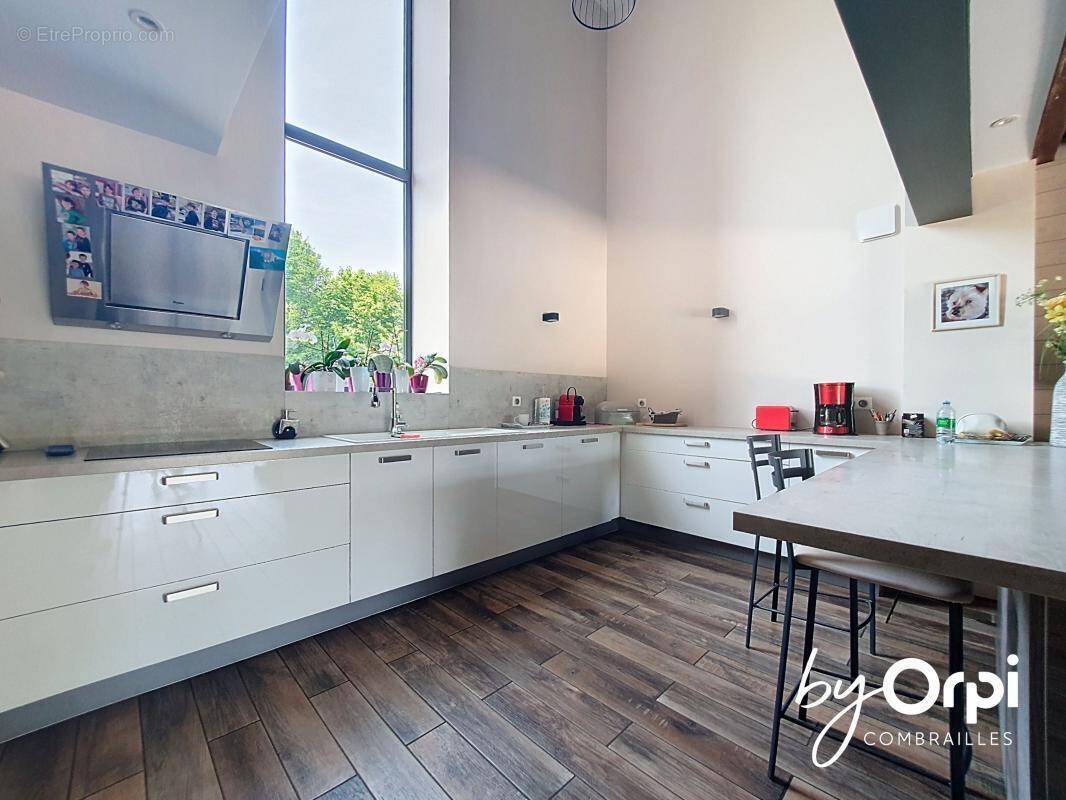 Maison à SAINT-GEORGES-DE-MONS