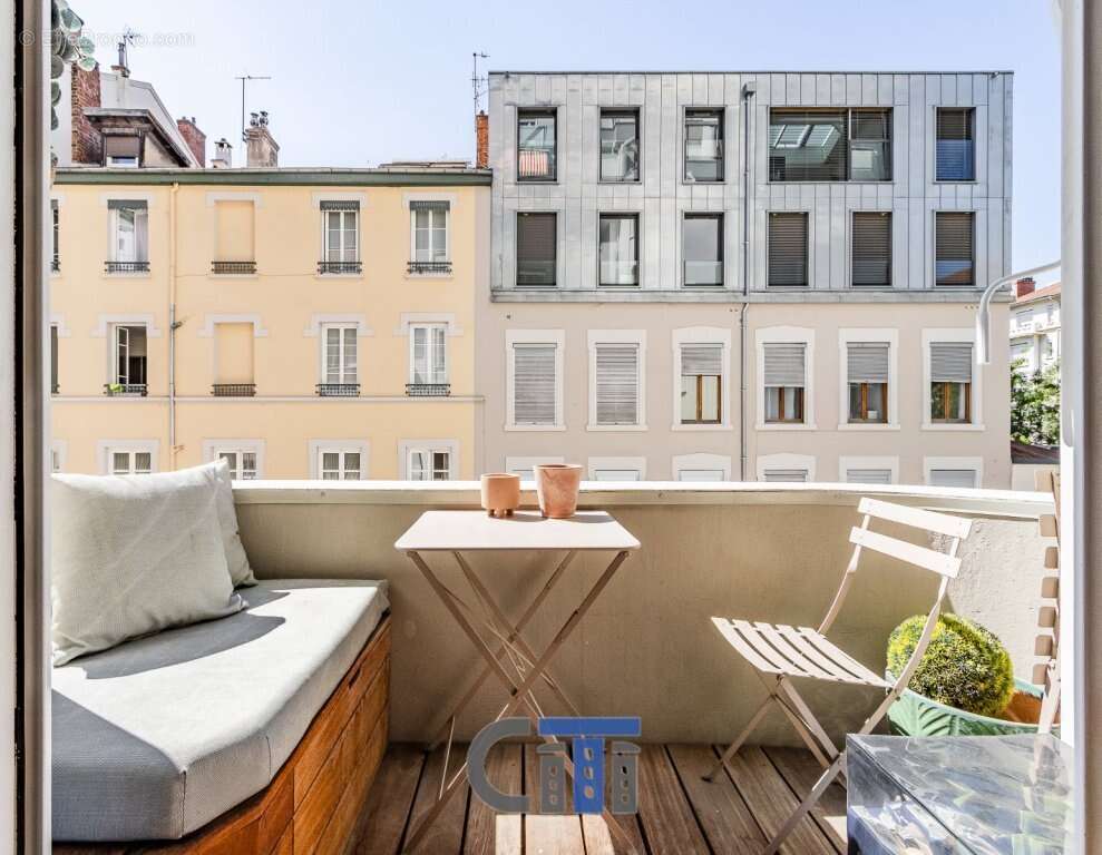 Appartement à LYON-6E