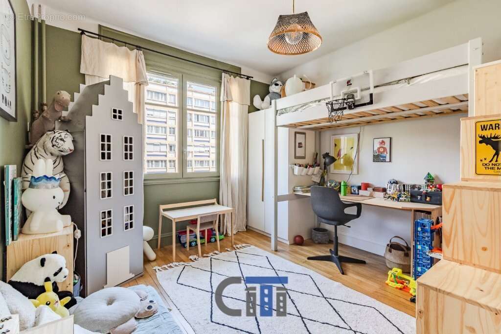 Appartement à LYON-6E