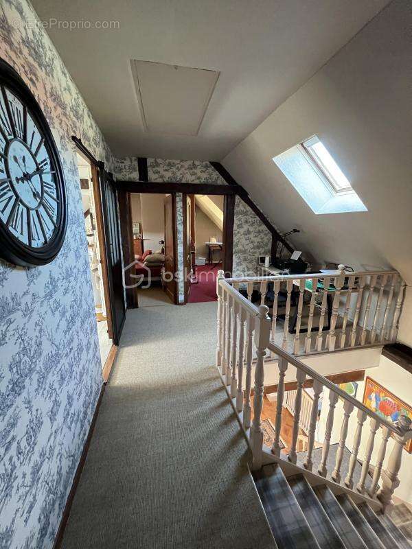 Maison à SAINT-FARGEAU-PONTHIERRY