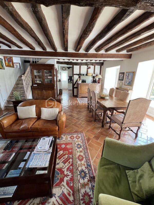 Maison à SAINT-FARGEAU-PONTHIERRY