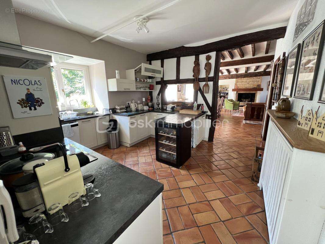 Maison à SAINT-FARGEAU-PONTHIERRY