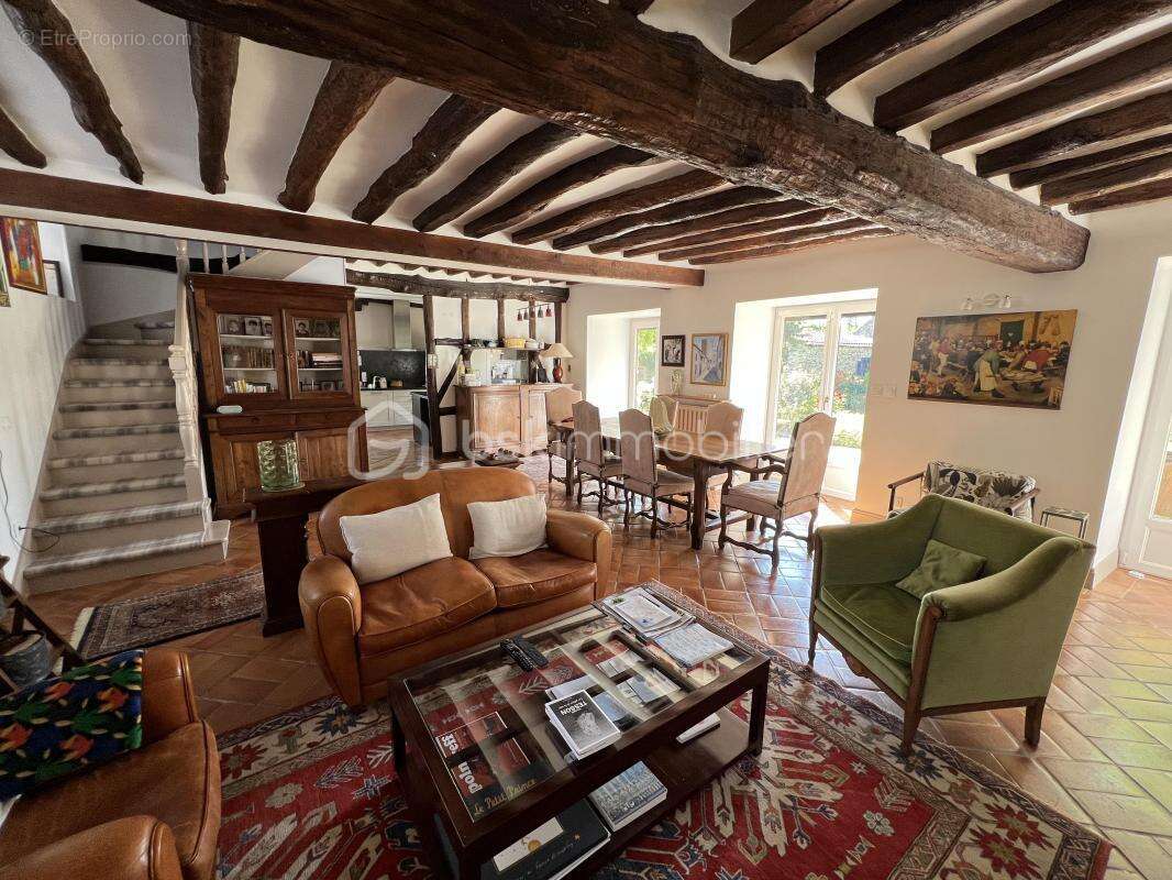 Maison à SAINT-FARGEAU-PONTHIERRY