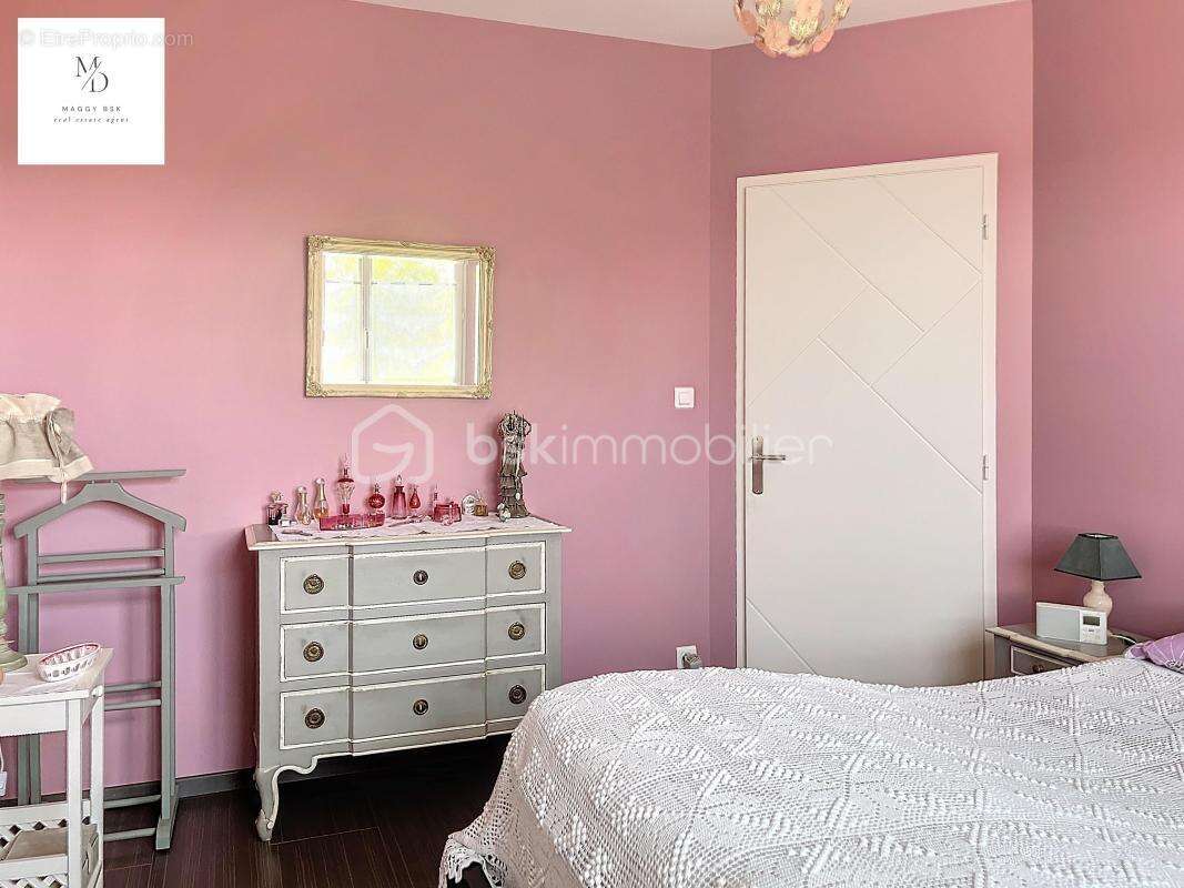 Maison à ARC-LES-GRAY