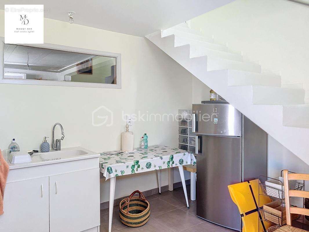 Maison à ARC-LES-GRAY