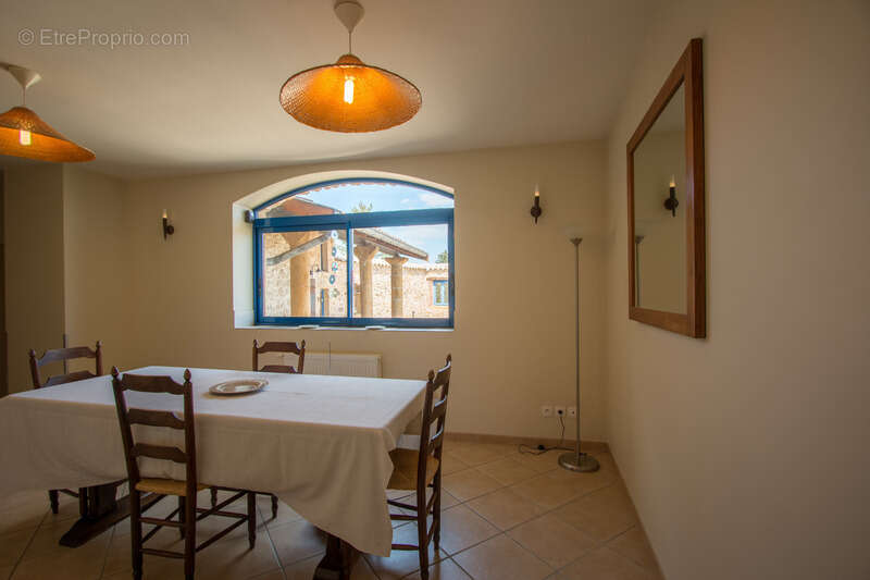 Maison à L&#039;ARBRESLE