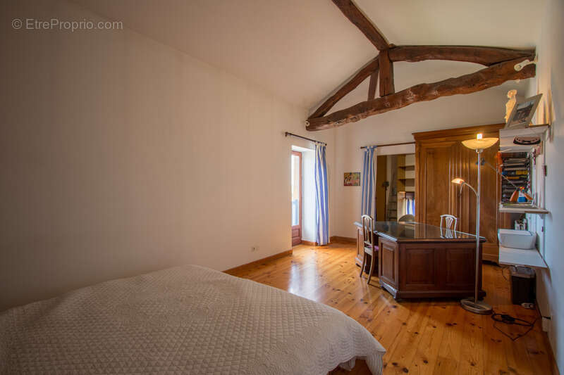 Maison à L&#039;ARBRESLE