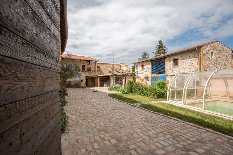 Maison à L&#039;ARBRESLE