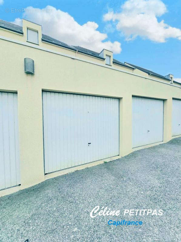 Appartement à SAINT-THURIAL