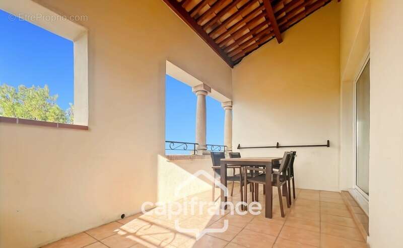 Appartement à MALLEMORT