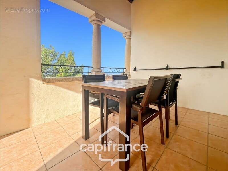 Appartement à MALLEMORT