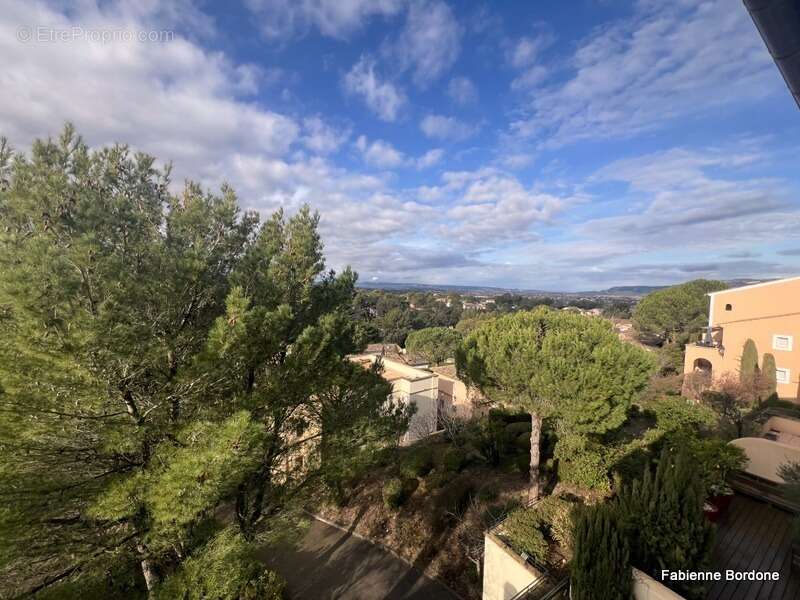 Appartement à MALLEMORT