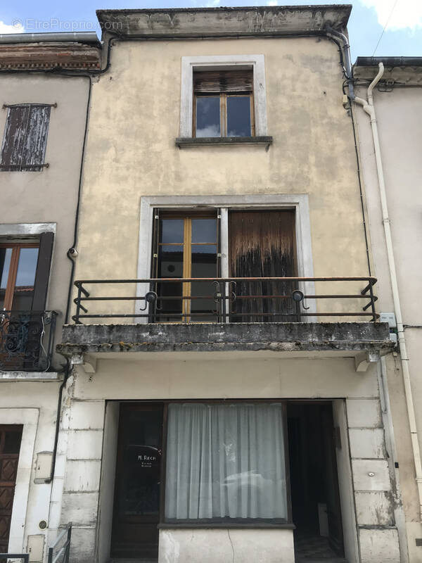 Appartement à CARMAUX
