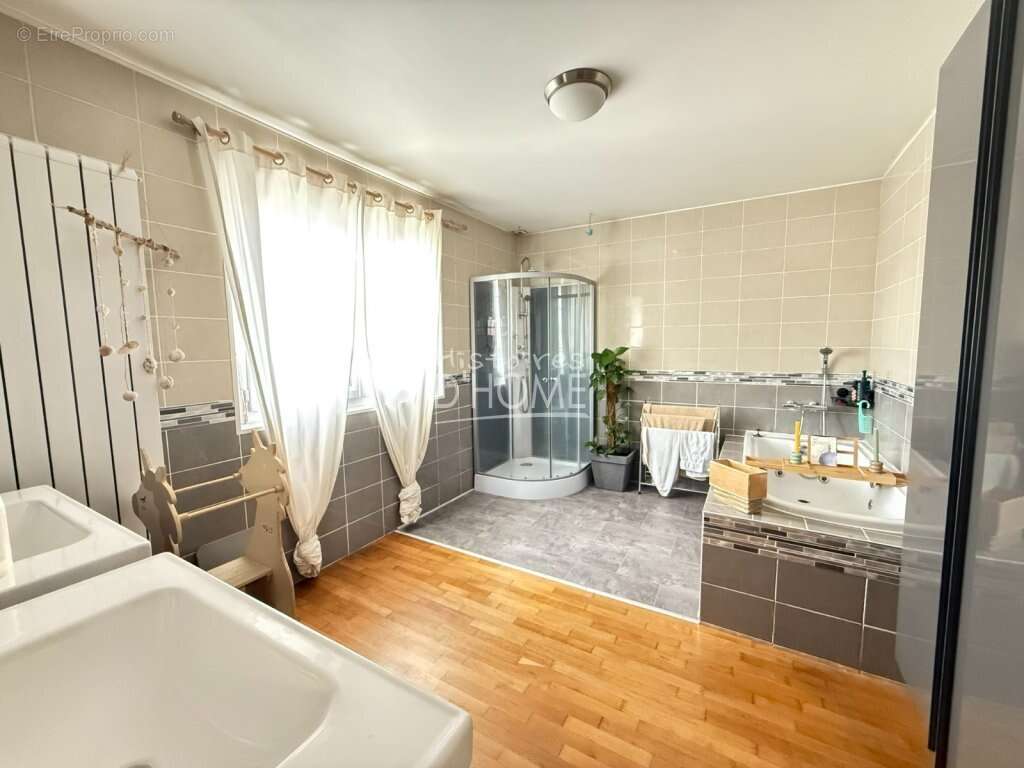 Maison à ROZAY-EN-BRIE