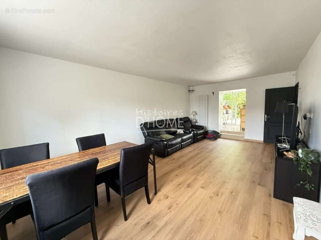 Maison à ROZAY-EN-BRIE