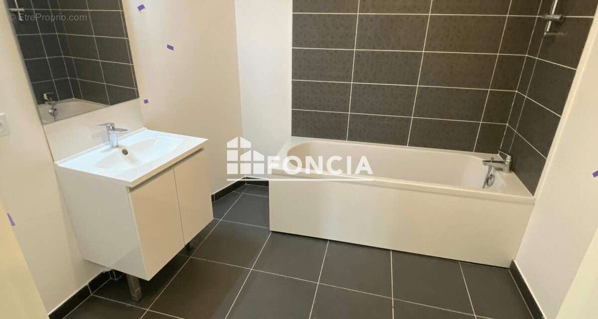 Appartement à DAMMARIE-LES-LYS