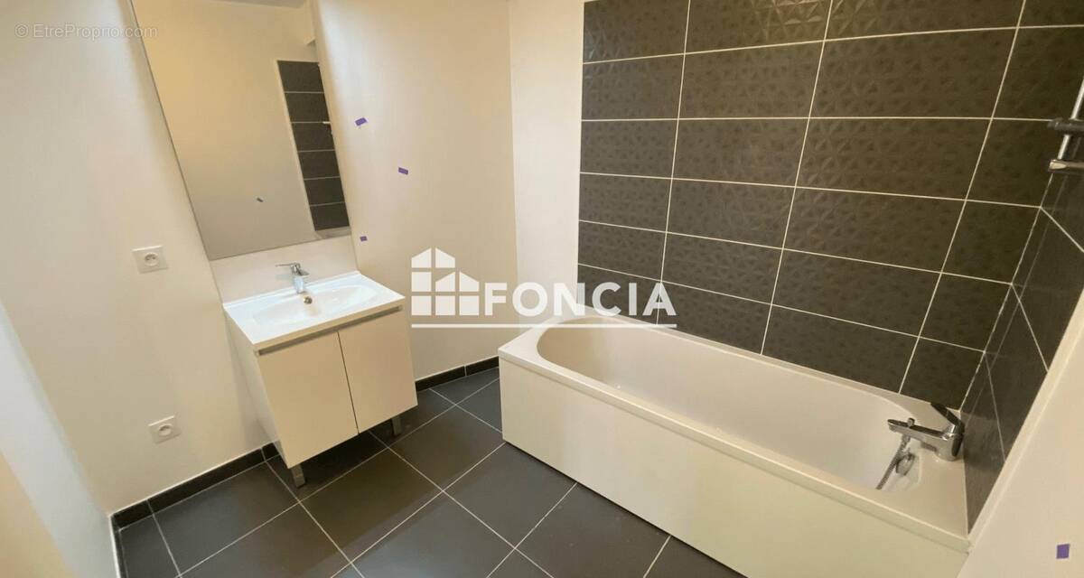 Appartement à DAMMARIE-LES-LYS