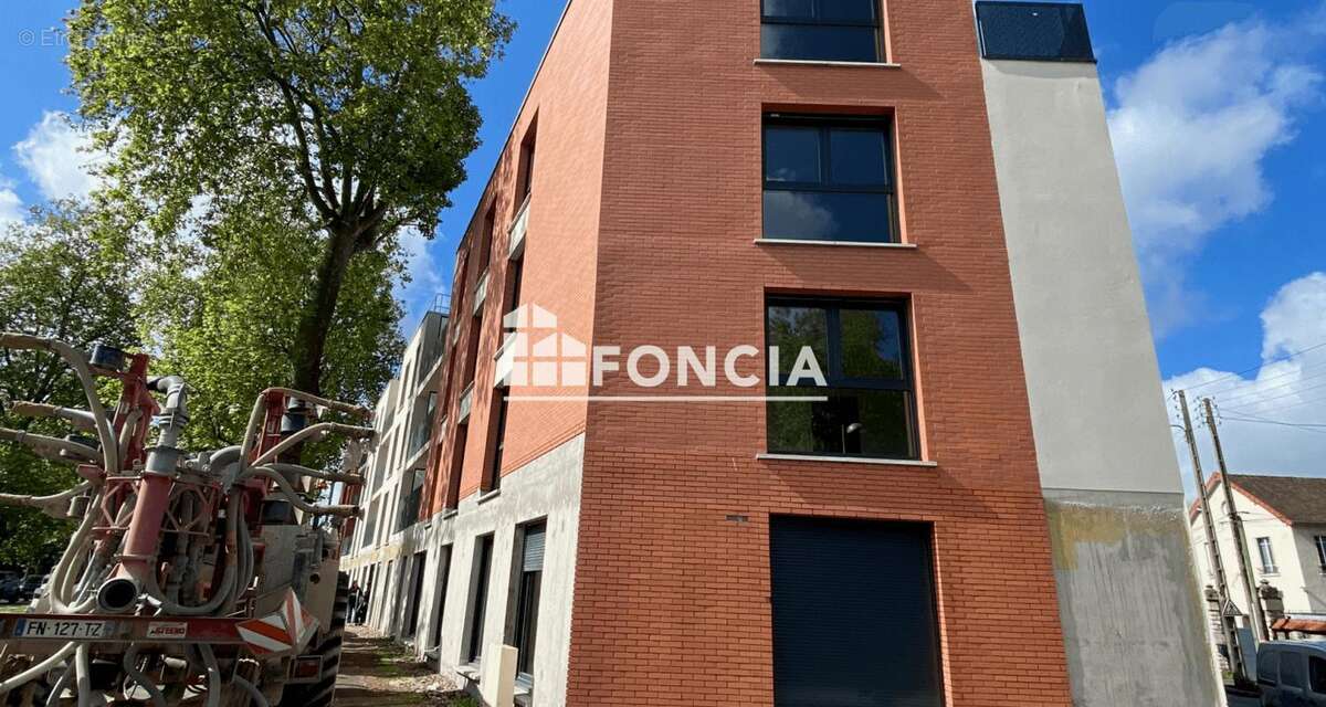 Appartement à DAMMARIE-LES-LYS