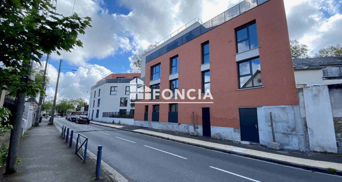 Appartement à DAMMARIE-LES-LYS