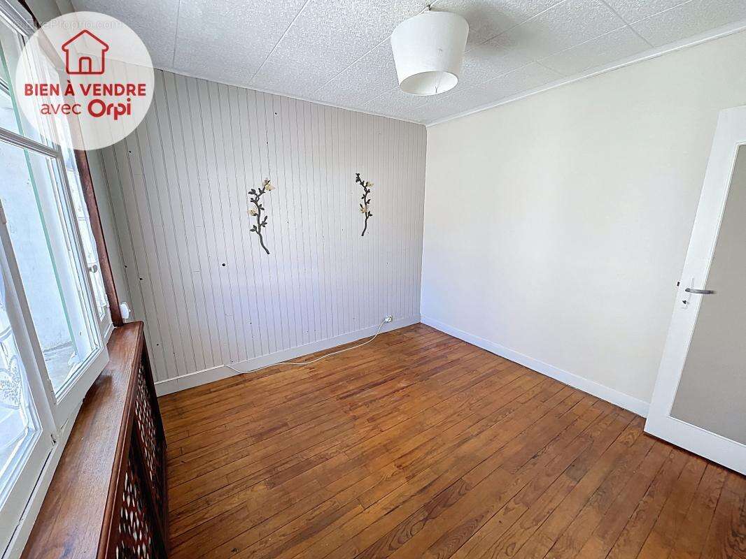 Maison à GAILLON-SUR-MONTCIENT