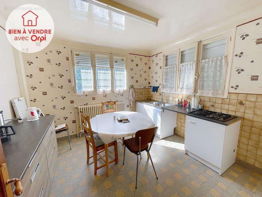 Maison à GAILLON-SUR-MONTCIENT