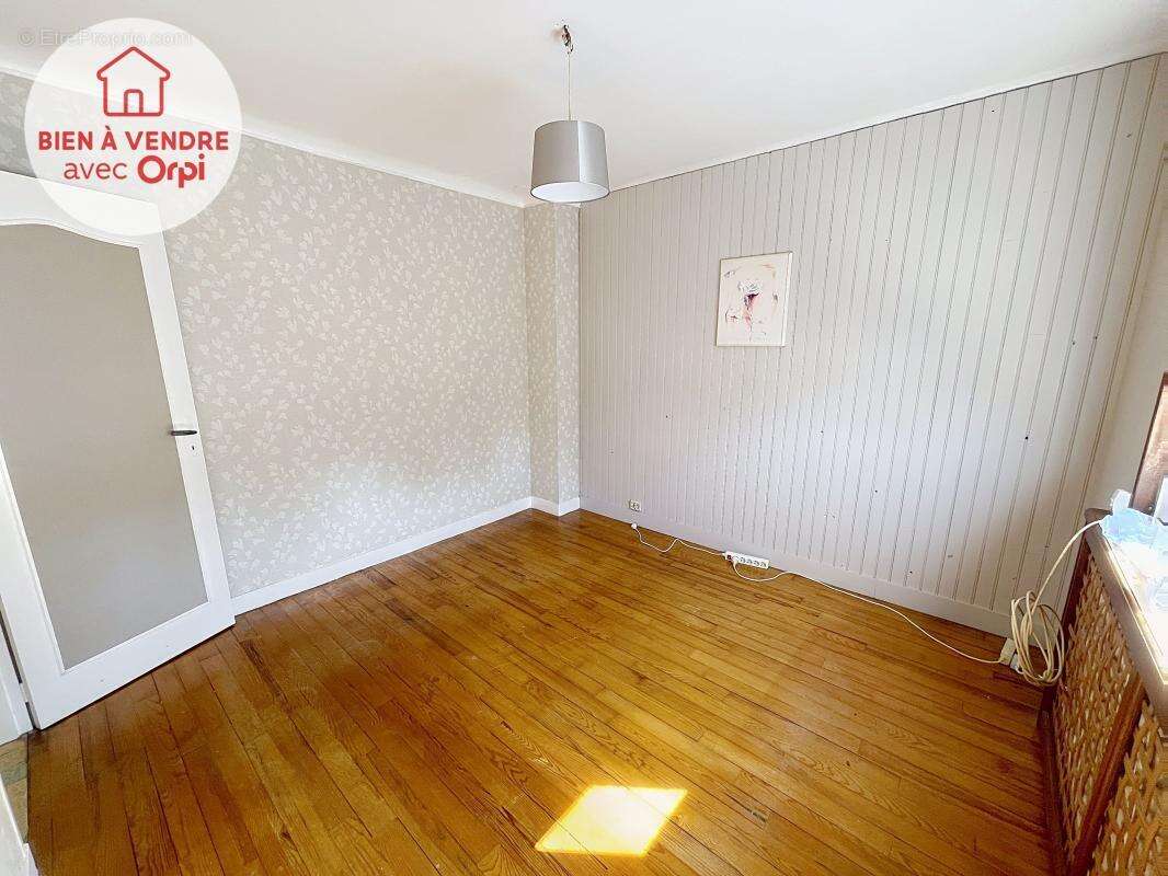 Maison à GAILLON-SUR-MONTCIENT