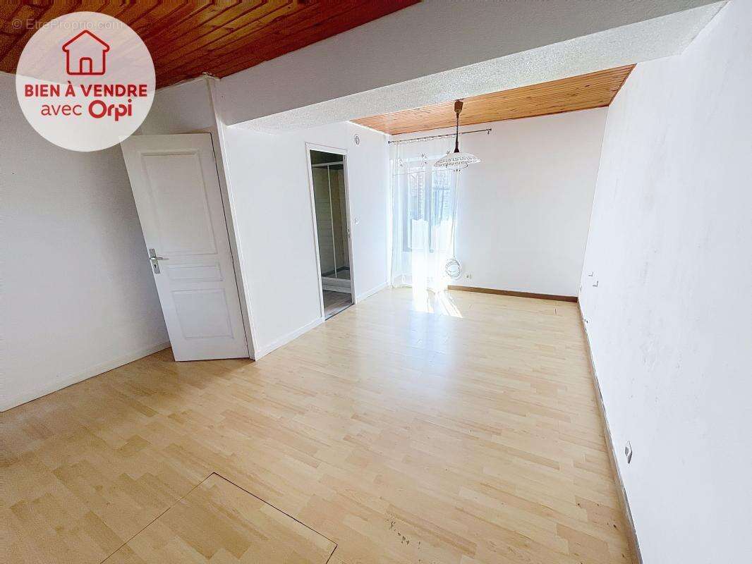 Maison à GAILLON-SUR-MONTCIENT