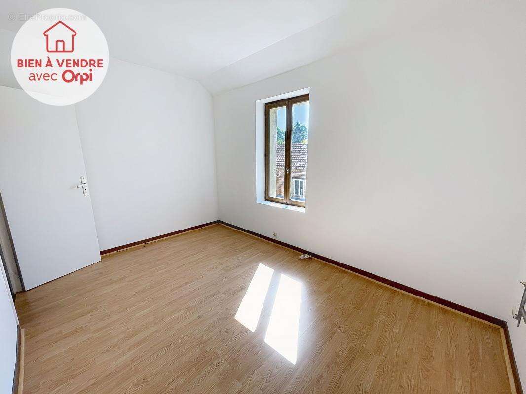 Maison à GAILLON-SUR-MONTCIENT