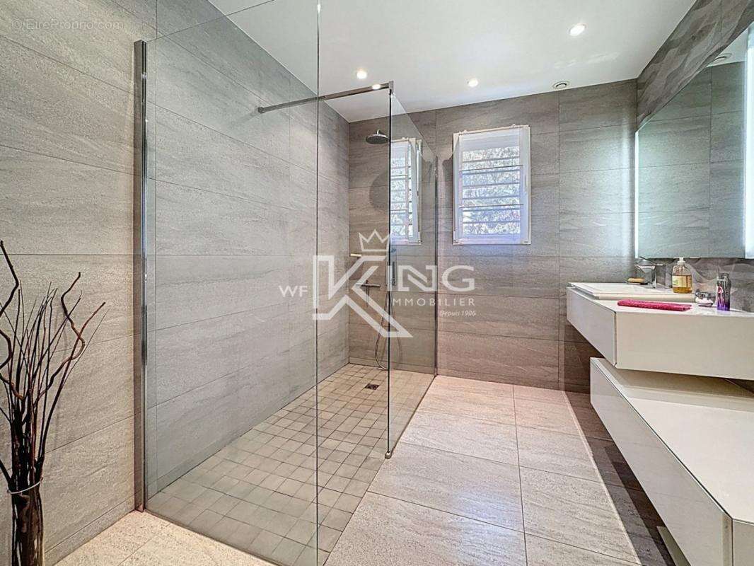 Maison à SAINT-RAPHAEL