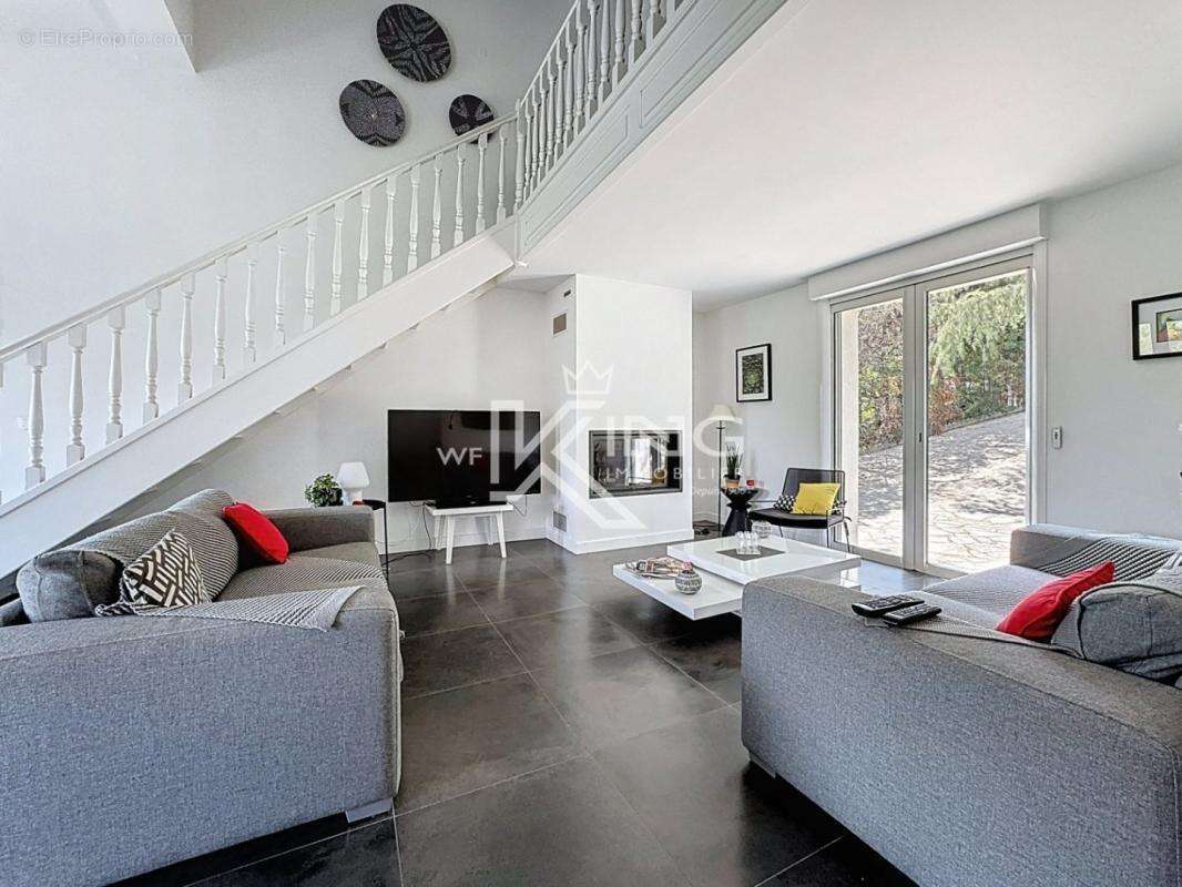 Maison à SAINT-RAPHAEL