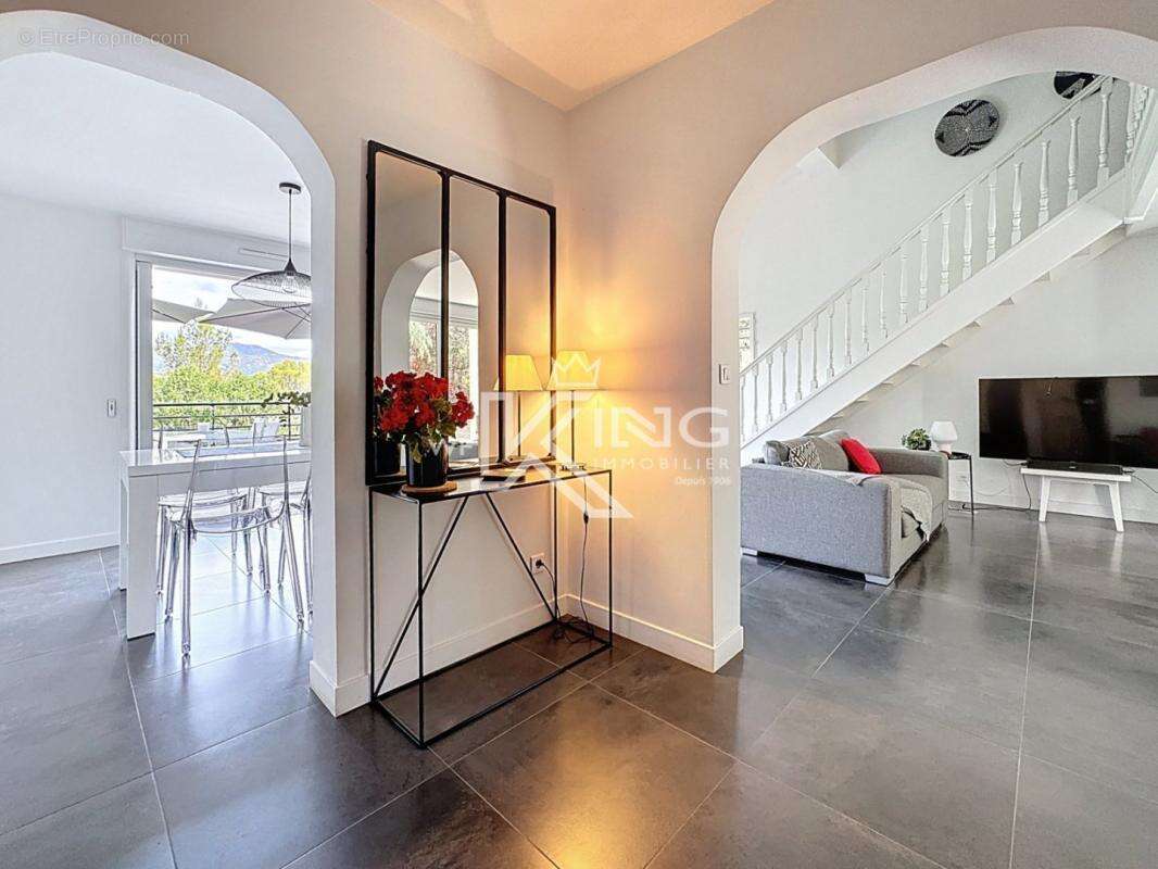 Maison à SAINT-RAPHAEL