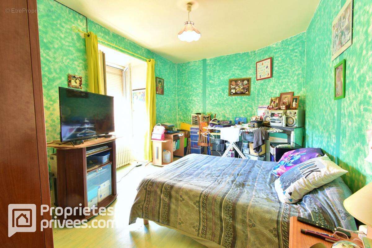 Maison à MEHUN-SUR-YEVRE