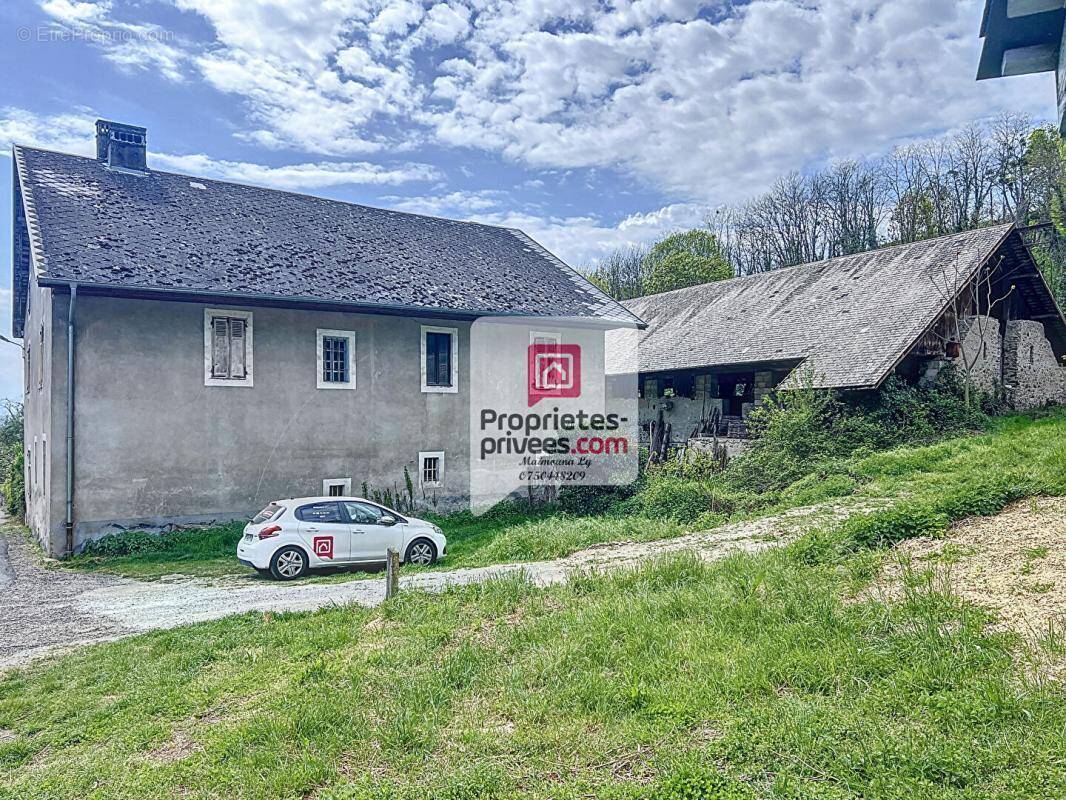 Maison à COISE-SAINT-JEAN-PIED-GAUTHIER