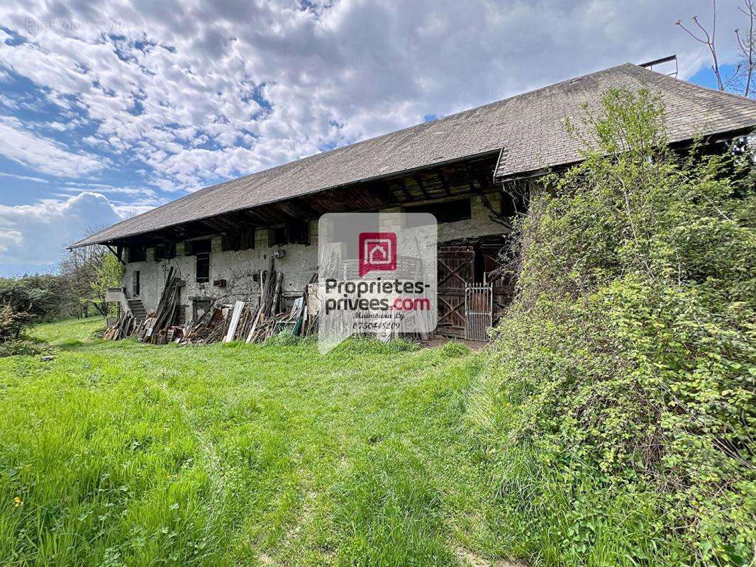 Maison à COISE-SAINT-JEAN-PIED-GAUTHIER