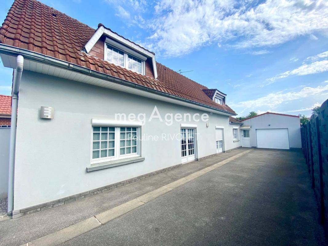 Maison à PETITE-FORET