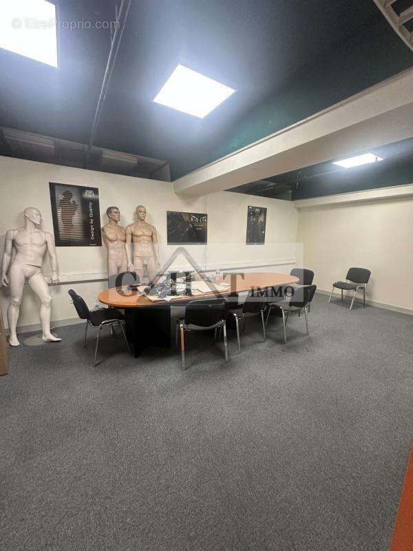 Commerce à MONTREUIL