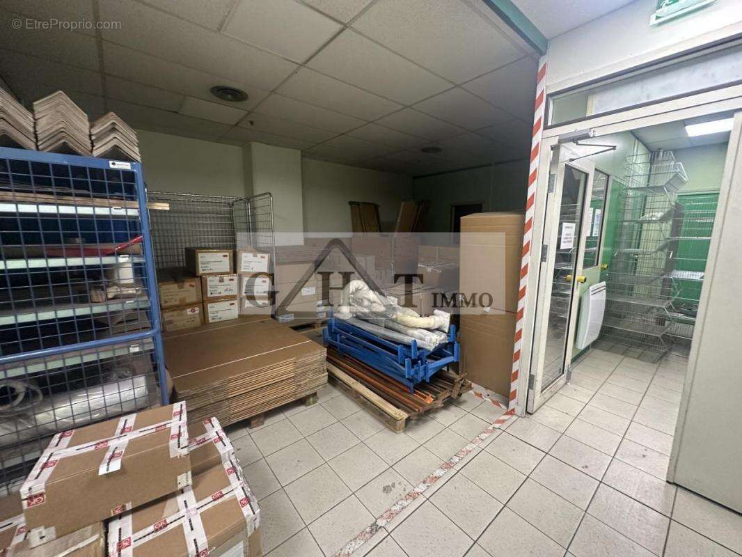 Commerce à MONTREUIL