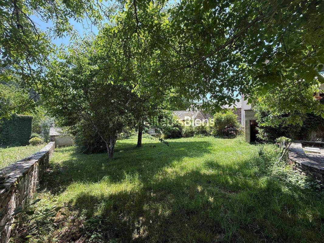 Maison à SAINT-JUST-SUR-VIAUR