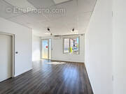 Commerce à SAINT-LAURENT-DE-MURE