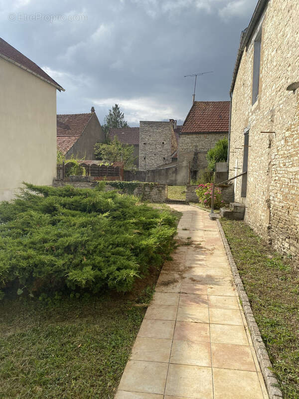 Maison à ARCY-SUR-CURE