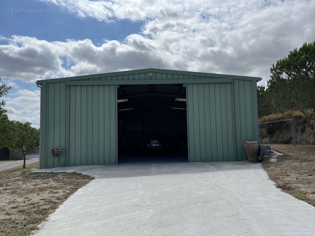 Maison à CONILHAC-CORBIERES