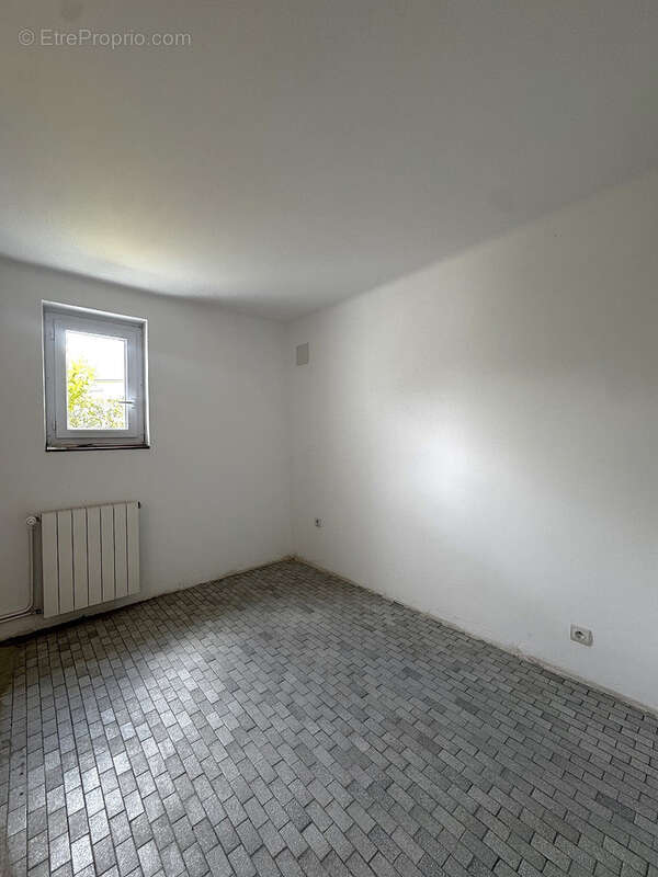 Maison à LUC-LA-PRIMAUBE