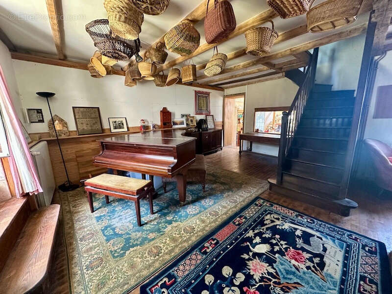 Maison à BOUTEILLES-SAINT-SEBASTIEN