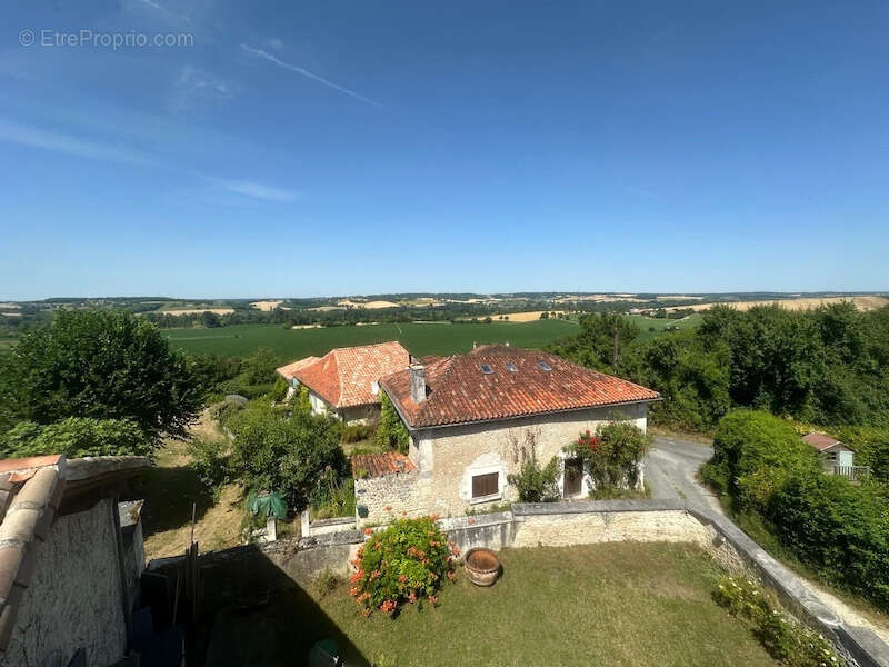 Maison à BOUTEILLES-SAINT-SEBASTIEN