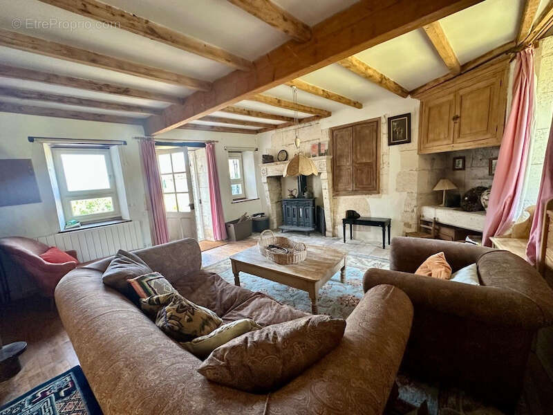 Maison à BOUTEILLES-SAINT-SEBASTIEN