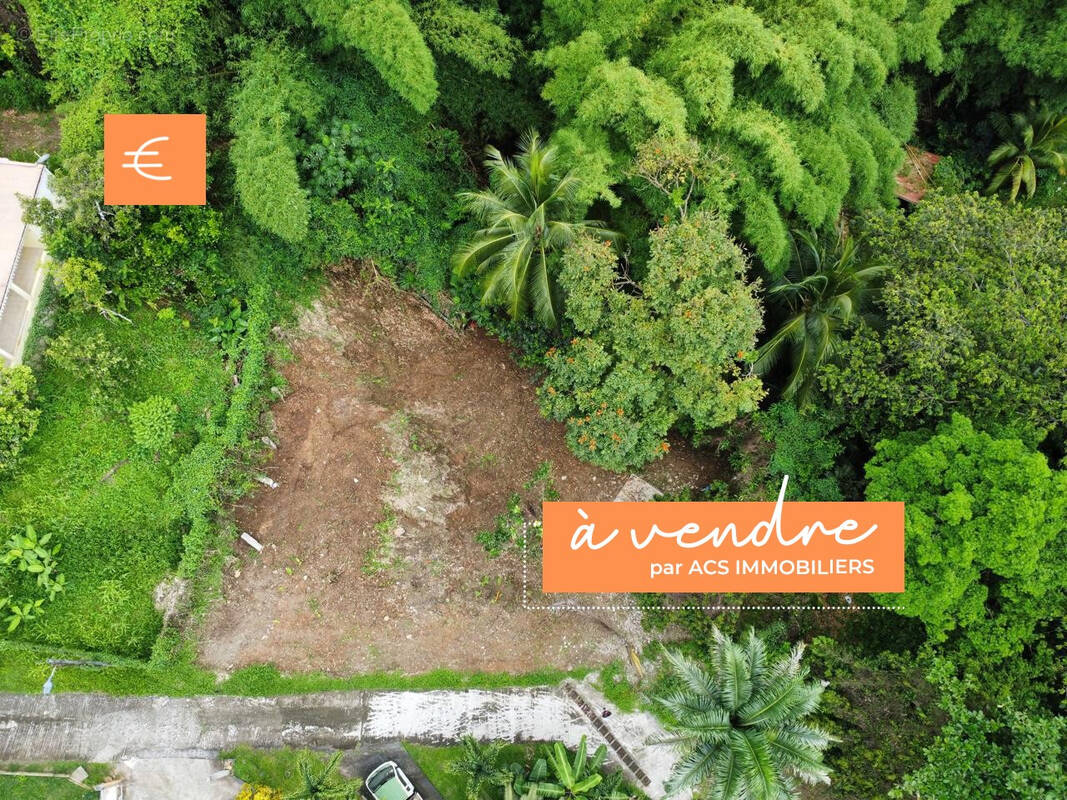 Terrain à FORT-DE-FRANCE